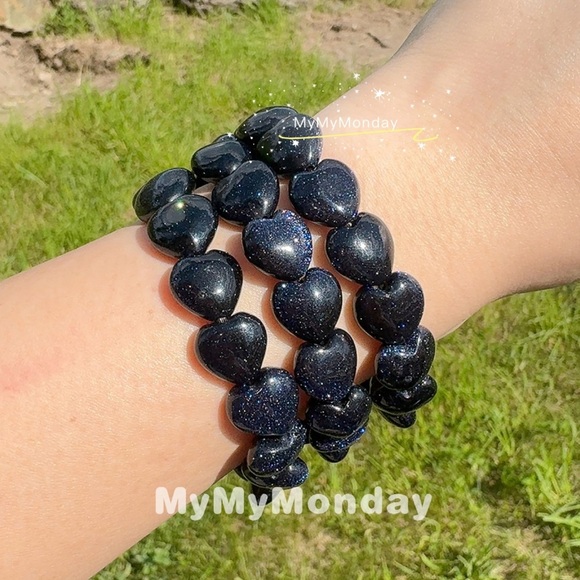 Blue Sandstone Heart Bracelet 12mm - Picture 3 of 6